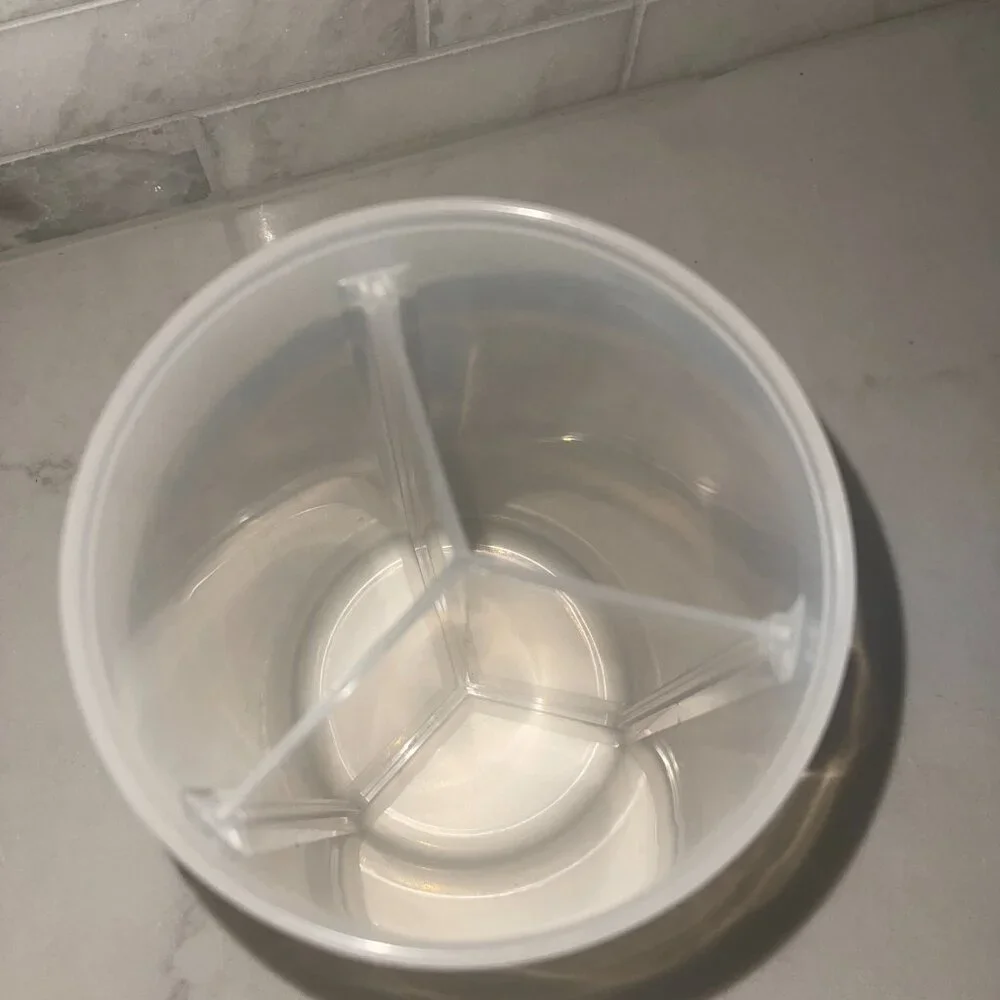 TUPPERWARE 3 in 1 Divided Container Red Lid Orange Insert‎ 4 piece set